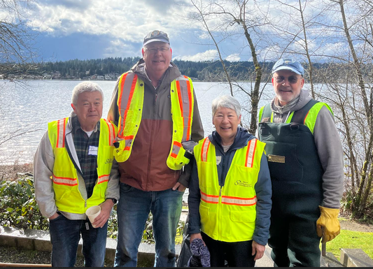 Sammamish Rotarians Stewards of Natural Environment
